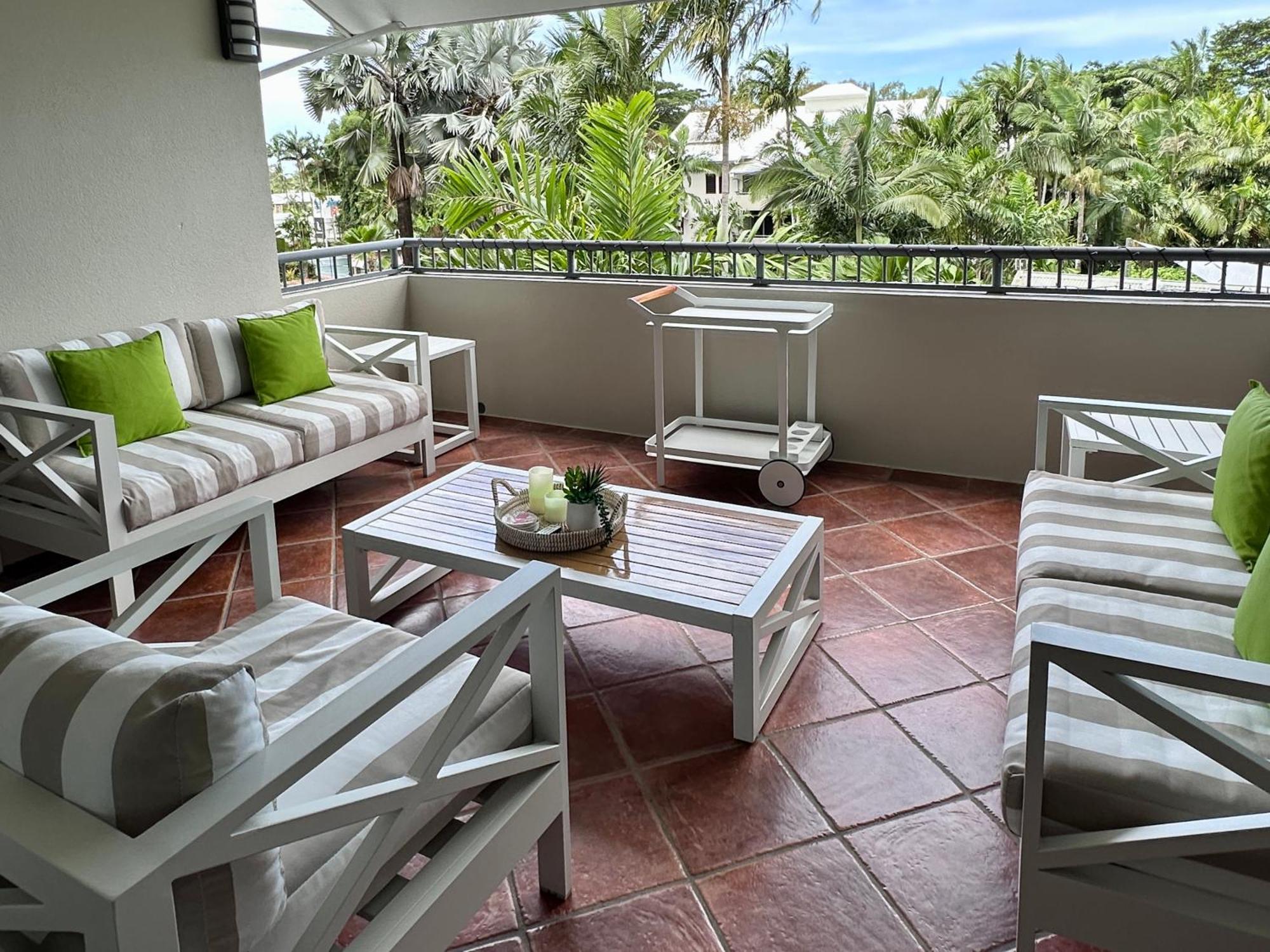 Oasis At Palm Cove Aparthotel Luaran gambar
