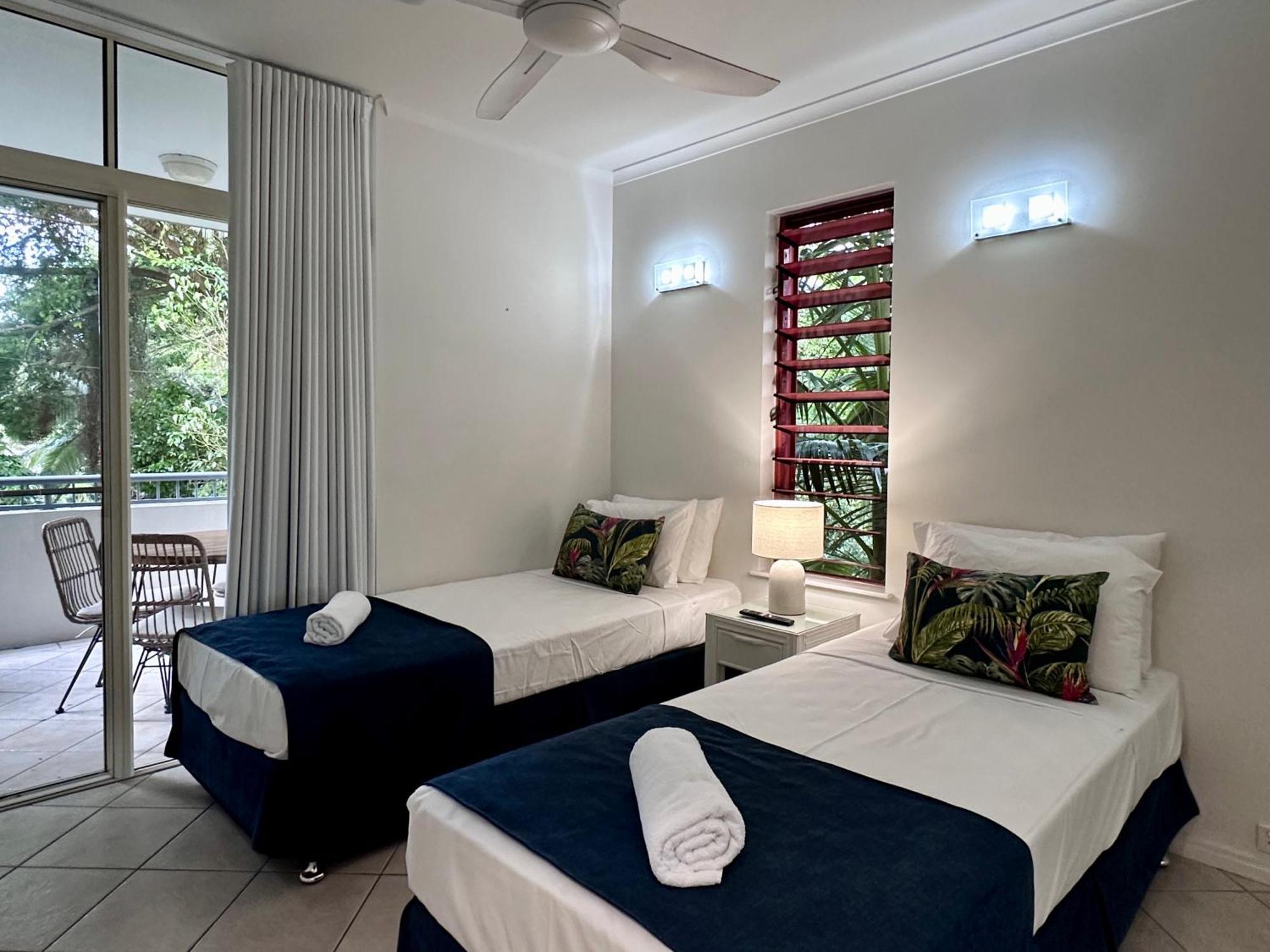 Oasis At Palm Cove Aparthotel Luaran gambar