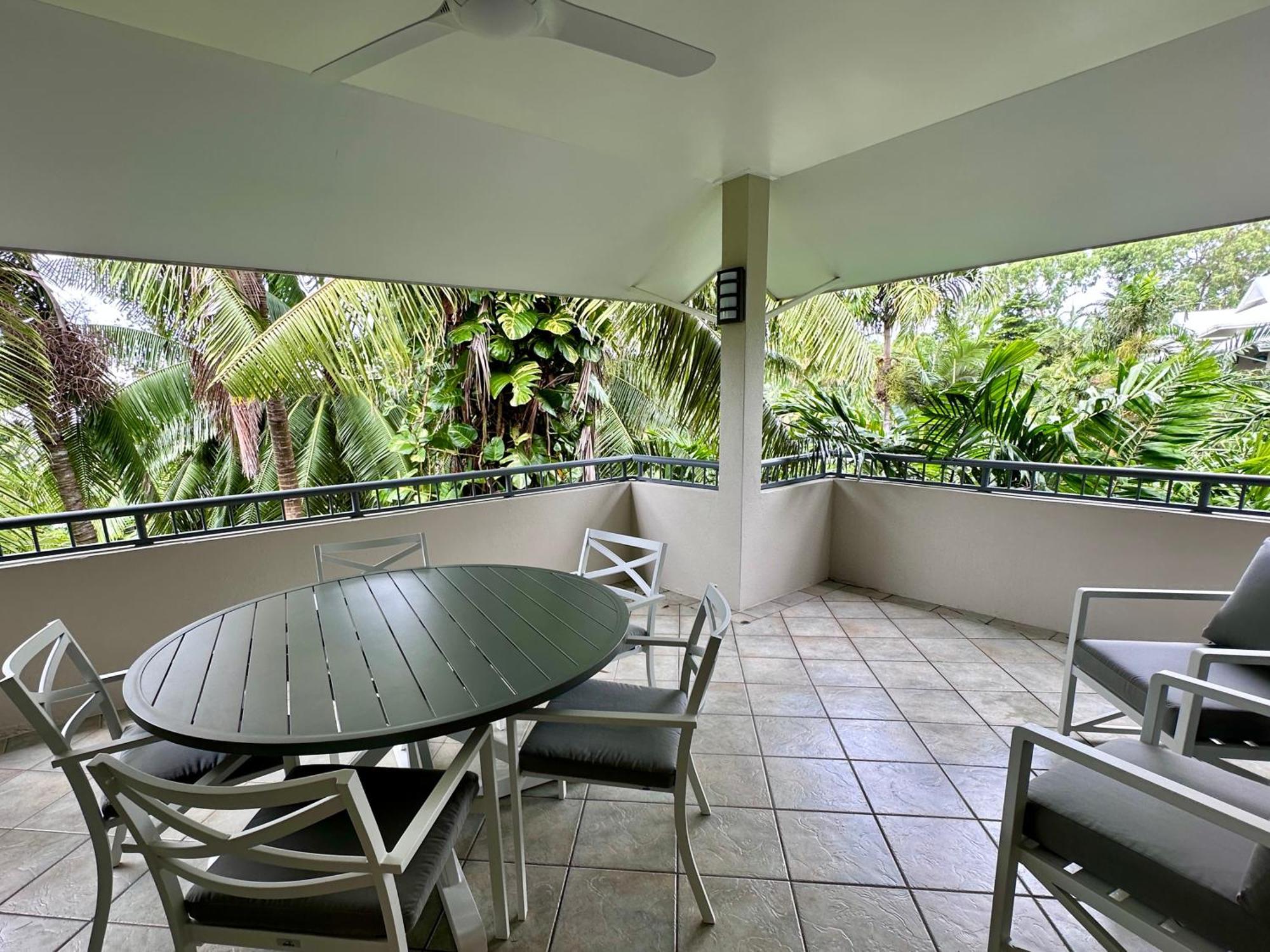 Oasis At Palm Cove Aparthotel Luaran gambar