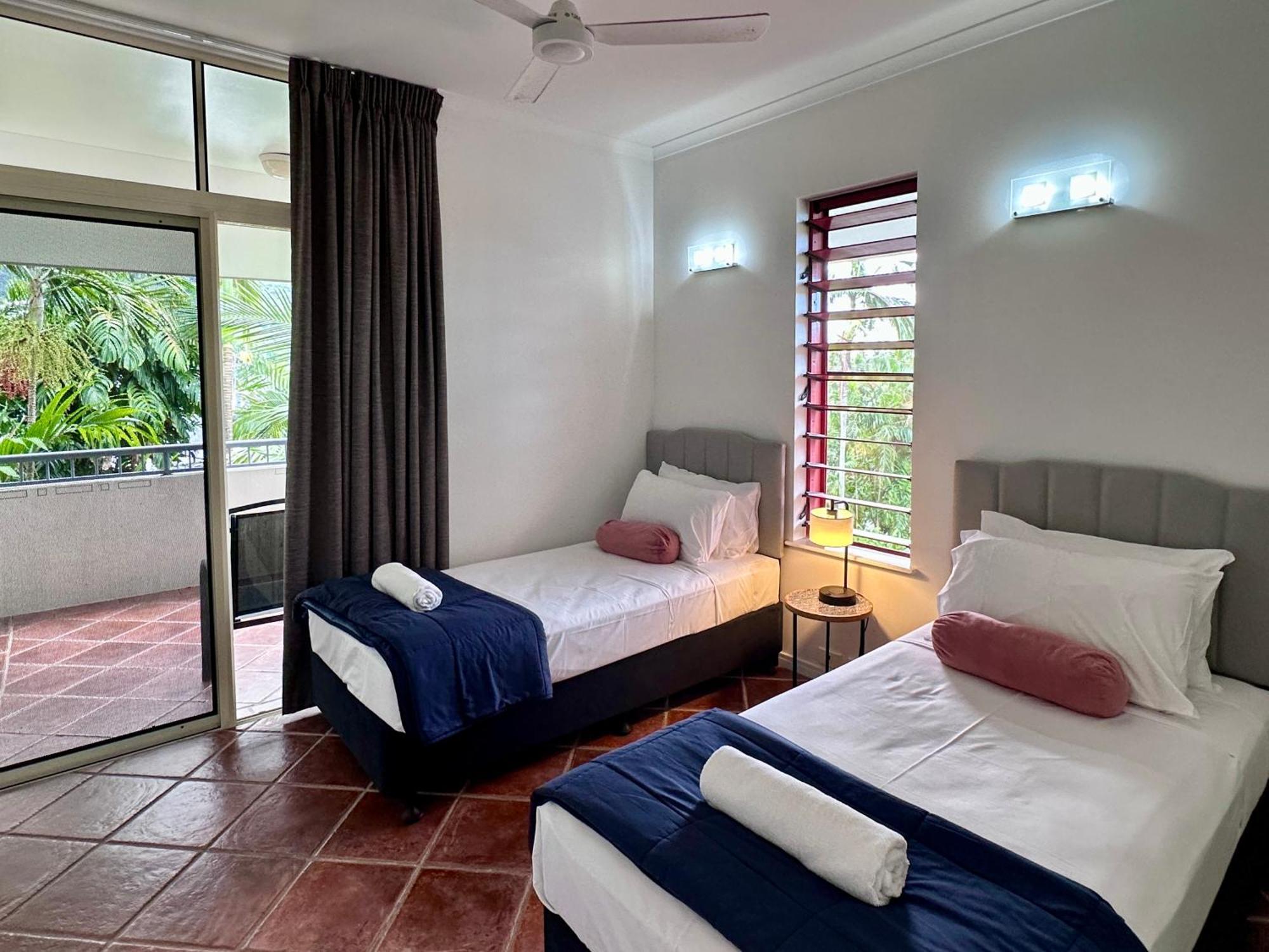 Oasis At Palm Cove Aparthotel Luaran gambar
