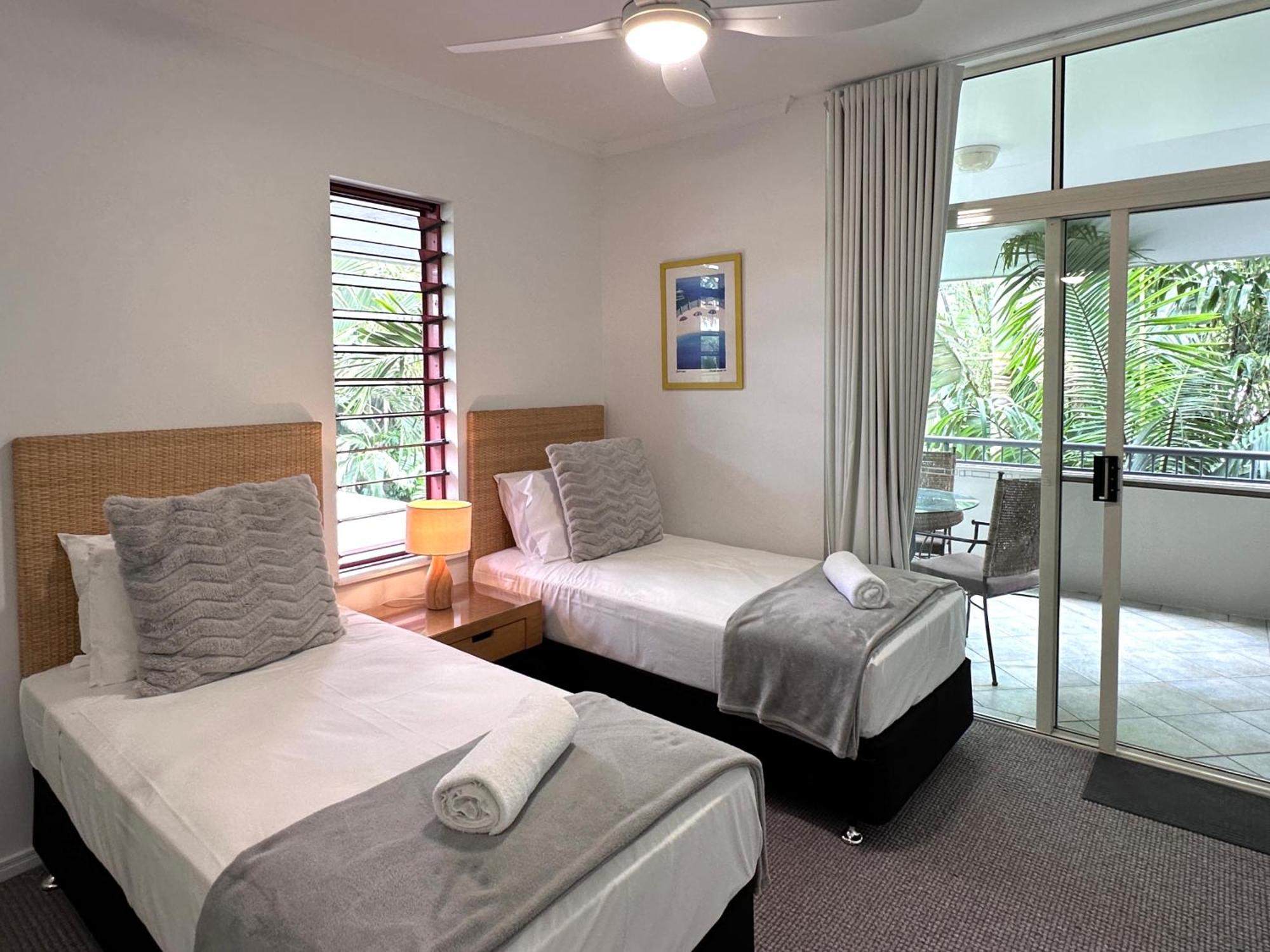 Oasis At Palm Cove Aparthotel Luaran gambar